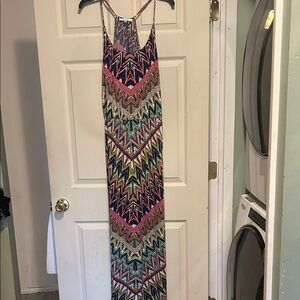 Norah Sleeveless Maxi Dress Size Large Multicolor with Geometric Pattern